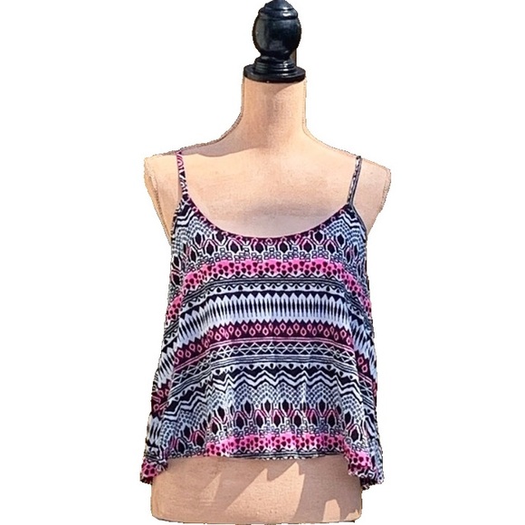 ☀️4/25 MissGuided Cropped Boho Tank